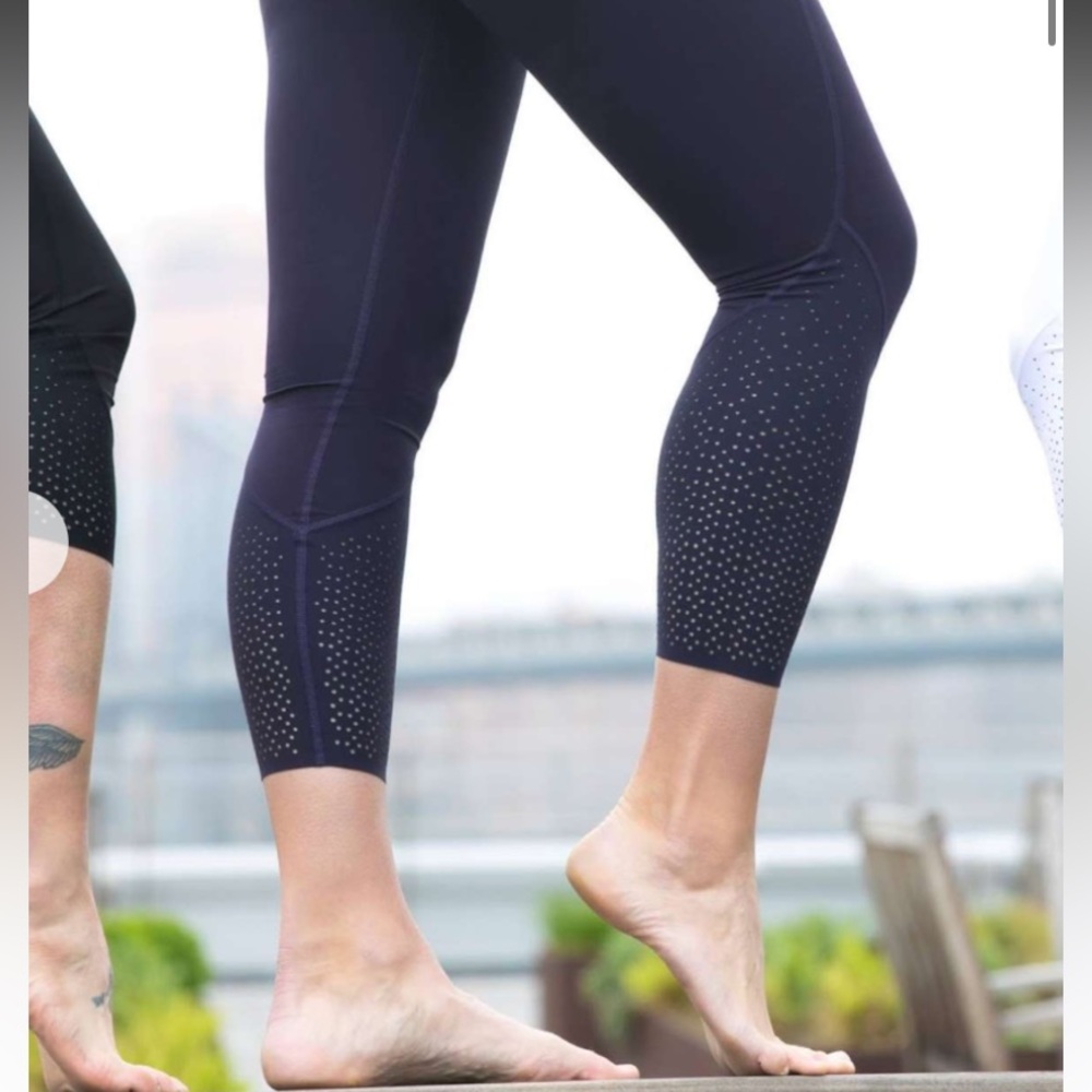 Lululemon Anew Crop